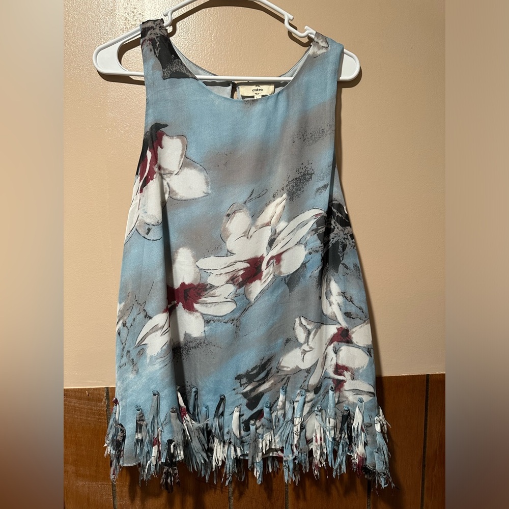NWT Entro floral print sleeveless blouse